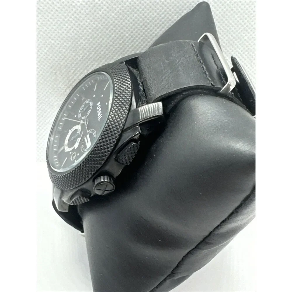 Fossil Machine FS4552 Men's Black Leather Analog Dial Quartz Wrist Watch JNA677